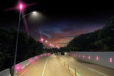 茂洋旭美，最美的粉藍項鍊